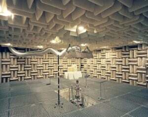 Test rig for combustion noise measurements, anechoic room, Fluid Dynamics, Institute of Fluid Dynamics and Technical Acoustics, TU Berlin